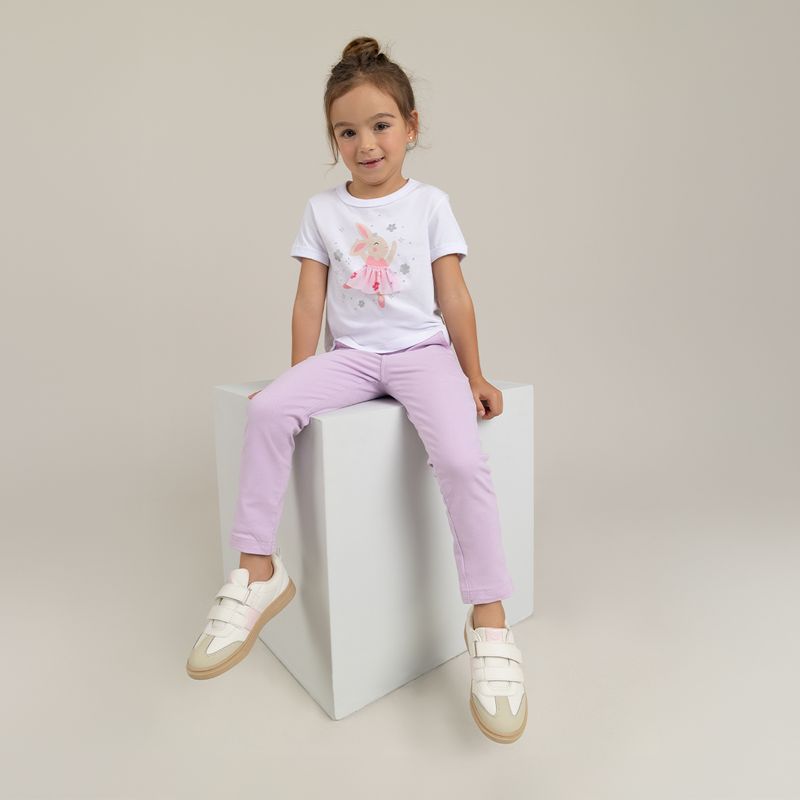 Pantalon-skinny-para-niña-con-costuras-decorativas