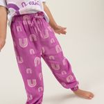 Pijama-para-nina-de-camiseta-y-pantalon