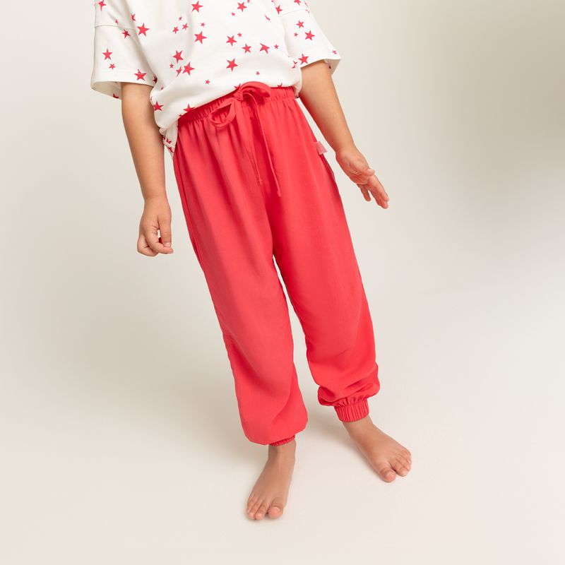 Pijama-para-nina-de-camiseta-y-pantalon