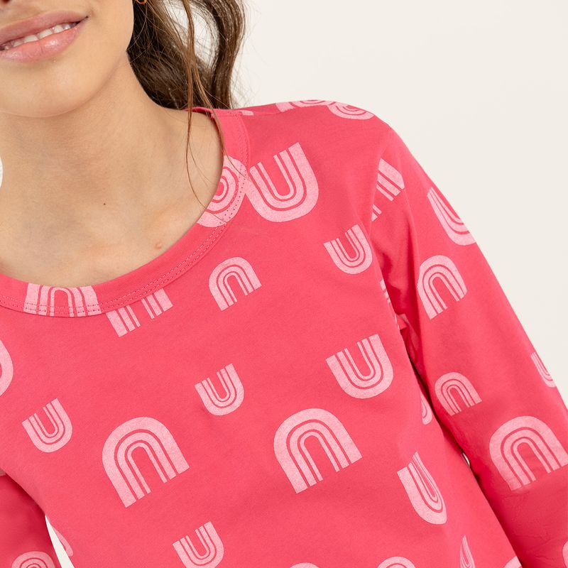 Pijama-para-nina-de-camiseta-y-sudadera