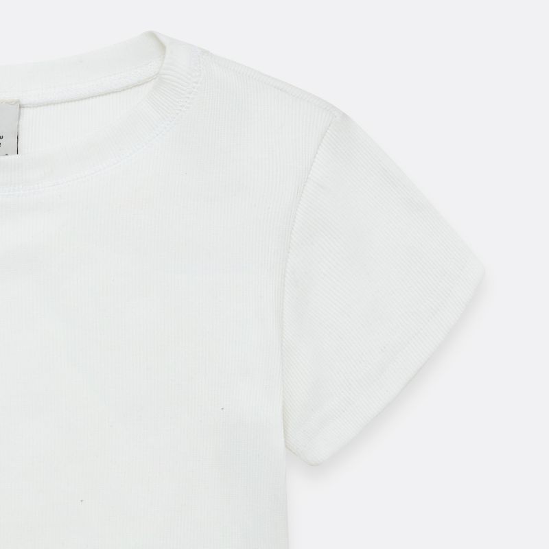 Camiseta-croptop-para-nina