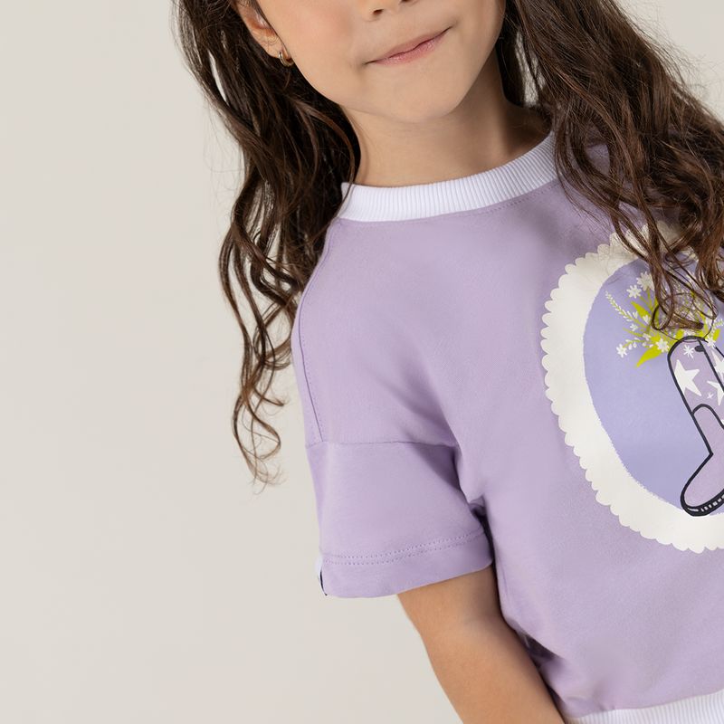 Conjunto-para-nina-de-camiseta-y-short-Violeta