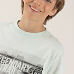 Camiseta-para-nino-con-grafico-en-el-frente-Verde
