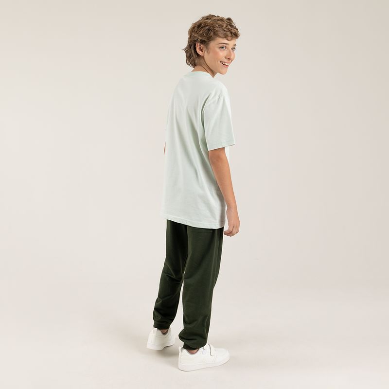 Camiseta-para-nino-con-grafico-en-el-frente-Verde