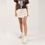 Conjunto-para-nina-de-camiseta-y-falda-short-Cafe