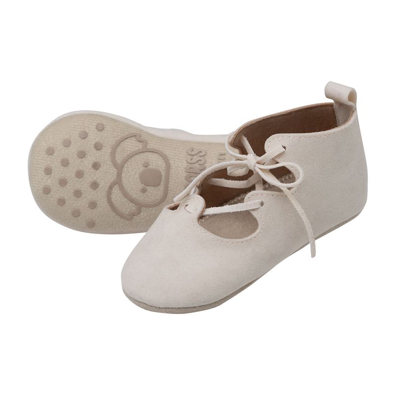 Zapatos-precaminadores-para-recien-nacida-niña-Ropa-recien-nacido-nina-Cafe