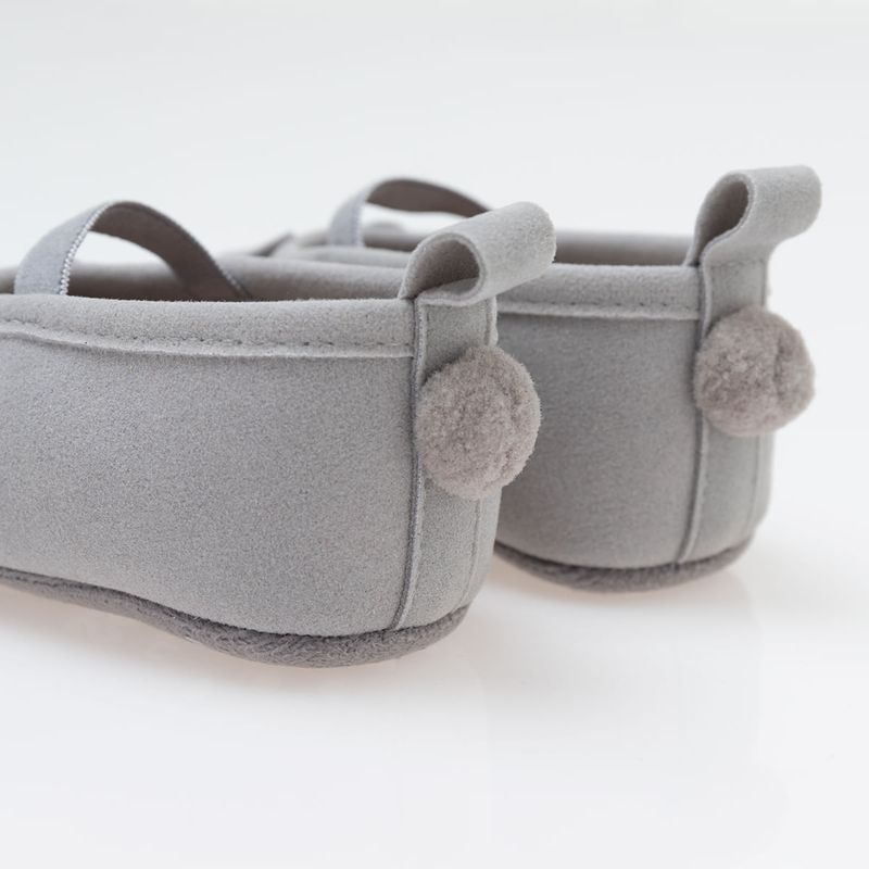 Zapatos-cosidos-para-recien-nacida-niña-Ropa-recien-nacido-nina-Gris