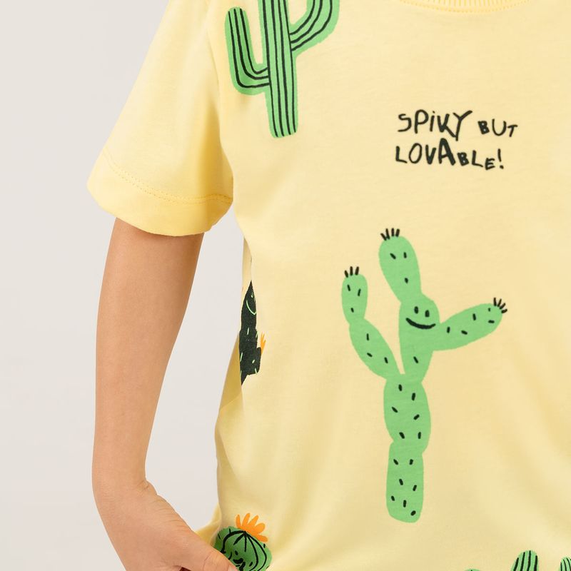 Conjunto-para-nino-de-camiseta-y-bermuda-Amarillo