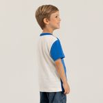 Camiseta-para-nino-con-grafico-en-el-frente-Amarillo
