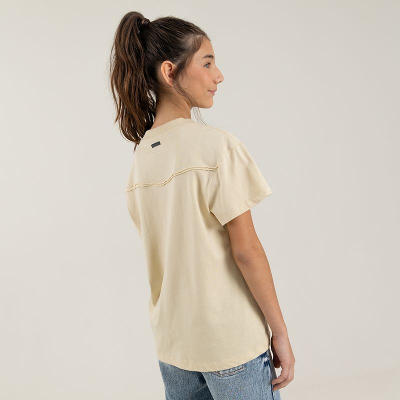Camiseta-para-nina-manga-corta-con-corte-en-la-espalda-Beige