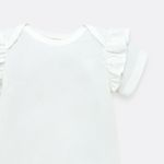 Conjunto-corto-dos-piezas-para-bebe-nina