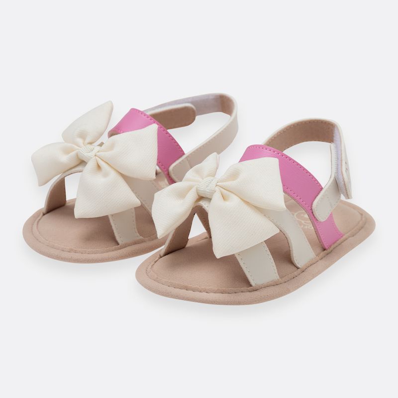 Sandalias-cosidas-para-bebe-nina
