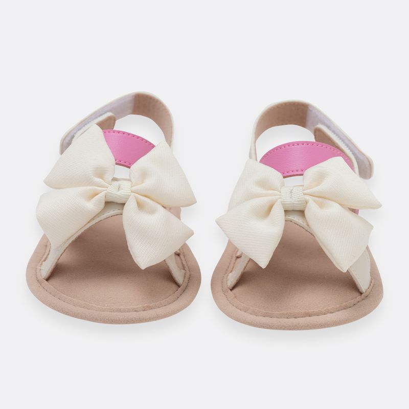 Sandalias-cosidas-para-bebe-nina