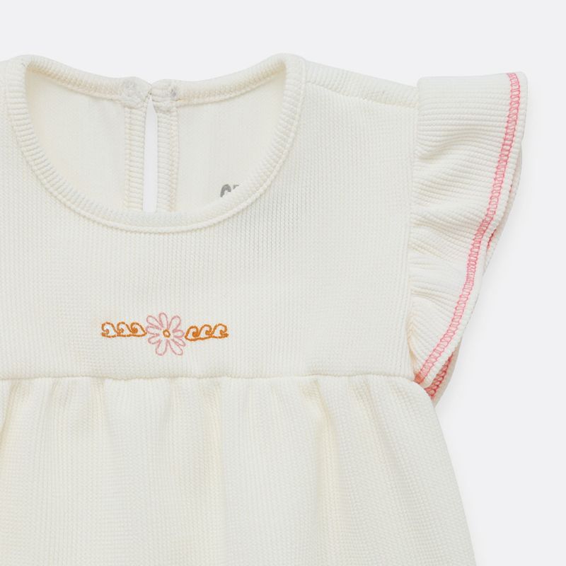 Camiseta-manga-corta-para-bebe-nina
