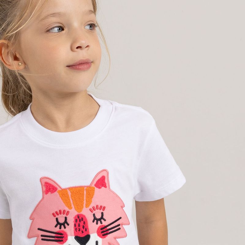 camiseta-para-nina-con-estampado-divertido-en-el-frente-