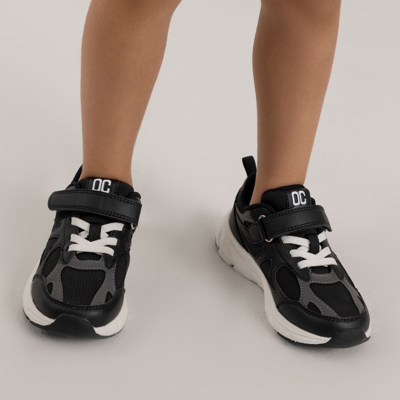 Tenis-deportivos-para-nino-con-bloques