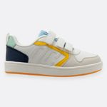 Tenis-casuales-para-nino-con-correas-de-velcro