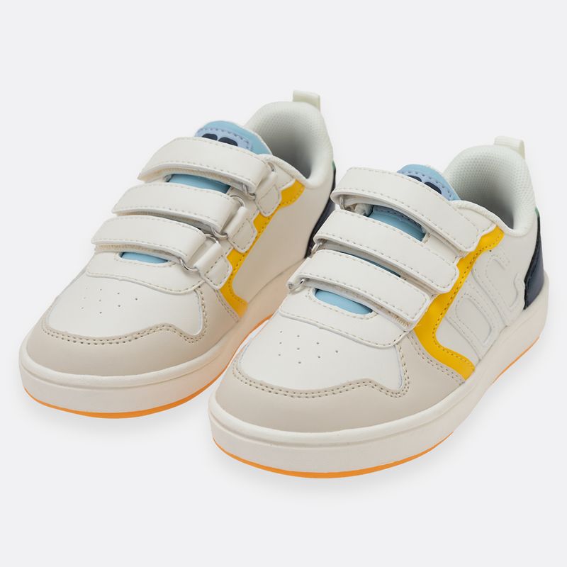 Tenis-casuales-para-nino-con-correas-de-velcro