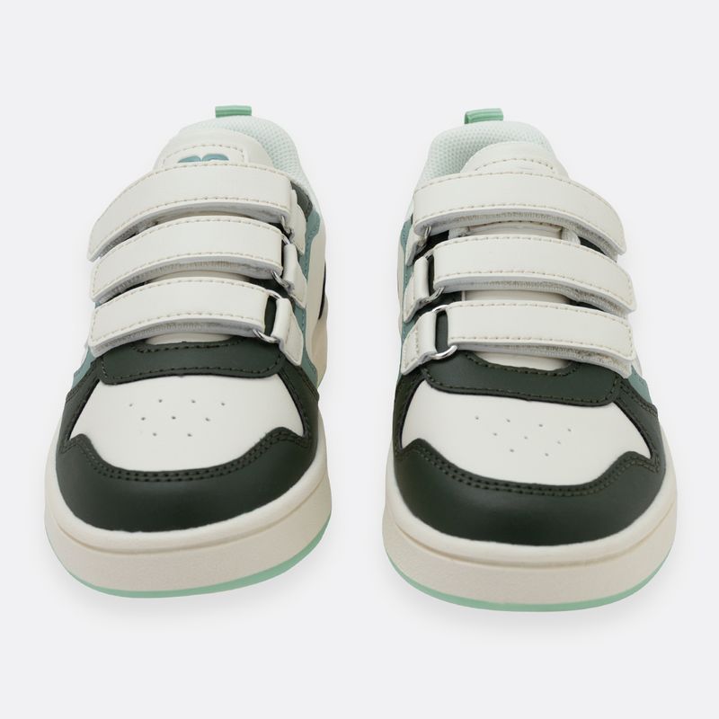 Tenis-casuales-para-nino-con-correas-de-velcro