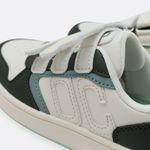 Tenis-casuales-para-nino-con-correas-de-velcro
