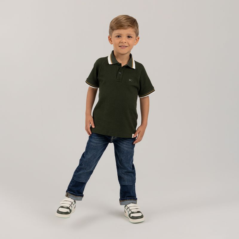 Camiseta-polo-para-nino-con-detalle-bordado