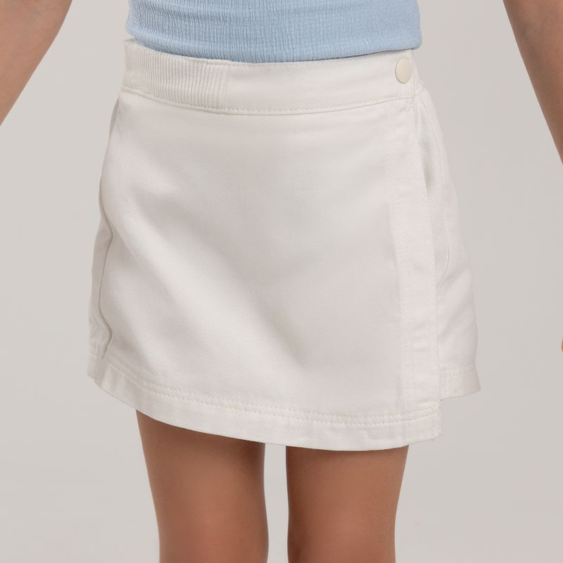 Falda-short-para-nina-con-bolsillos-posteriores