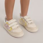 Tenis-casuales-para-nina-con-correas-del-velcro