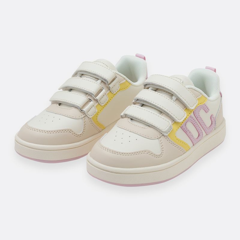 Tenis-casuales-para-nina-con-correas-del-velcro