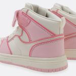 Tenis-bota-para-nina-con-correa-de-velcro-y-cordones-elasticos
