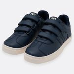 Tenis-casuales-para-nino-con-correas-de-velcro