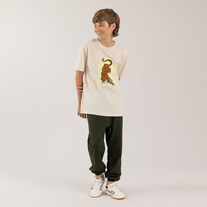 Conjunto-para-nino-de-camiseta-y-sudadera