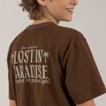 Camiseta-para-nino-con-estampado-en-la-espalda