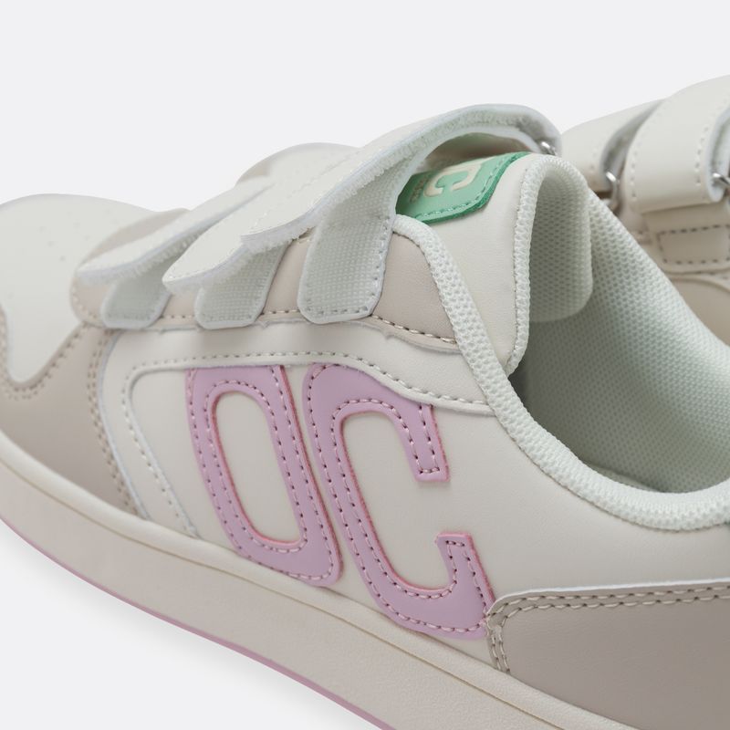 Tenis-casuales-para-nina-con-correas-del-velcro