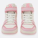 Tenis-bota-para-nina-con-colores-en-contraste