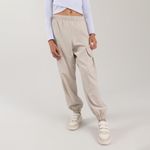 Conjunto-para-nina-de-camiseta-crop-y-pantalon-silueta-parachute