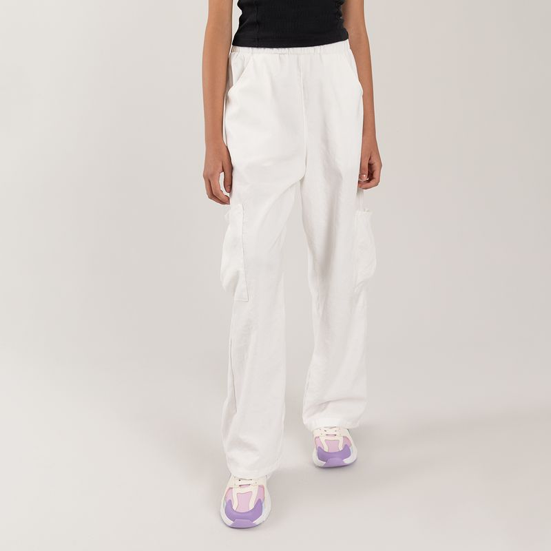Pantalon-para-nina-con-bolsillos-cargo