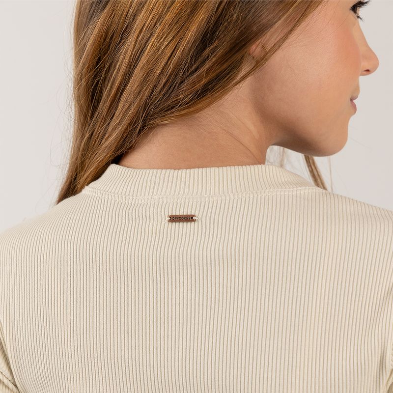 Camiseta-croptop-para-nina-manga-larga
