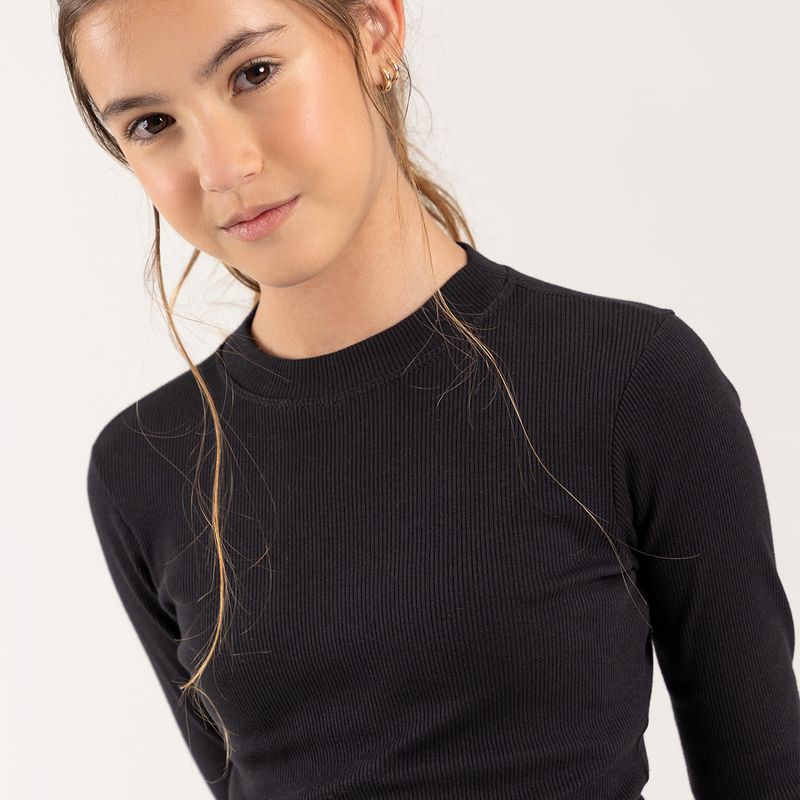 Camiseta-croptop-para-nina-manga-larga