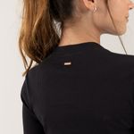 Camiseta-croptop-para-nina-manga-larga