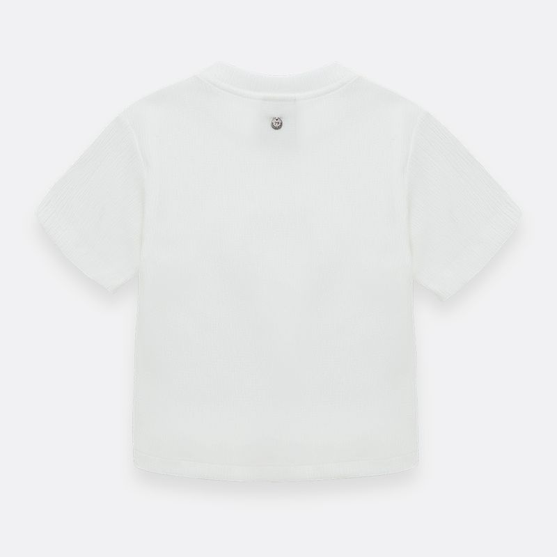 Camiseta-para-nina-manga-corta-con-nudo-en-el-frente