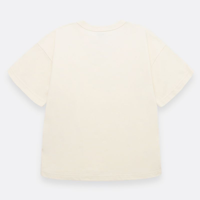 Camiseta-oversize-para-nino-con-estampado-en-el-frente