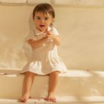 Vestido-para-bebe-nina-con-cuello-tipo-polo