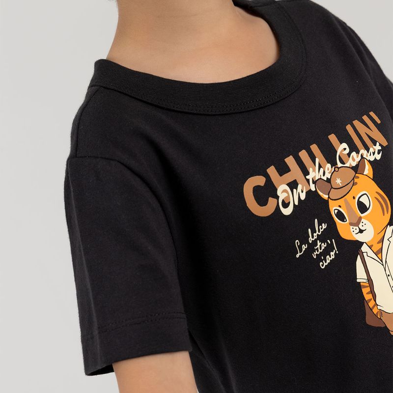 Camiseta-para-nino-manga-corta-con-grafico-estampado
