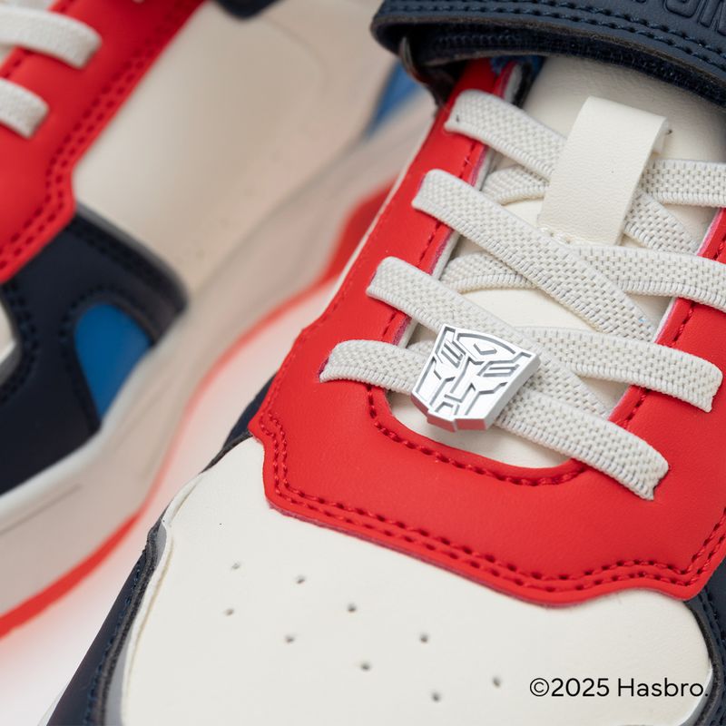 Tenis-casuales-para-niNo-inspirados-en-Transformers-con-luces