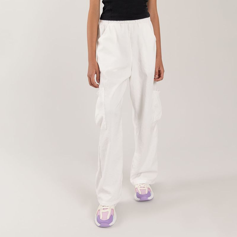 Pantalon-para-nina-con-bolsillos-cargo