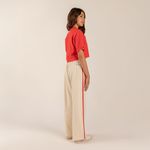 Conjunto-para-nina-de-camiseta-y-sudadera